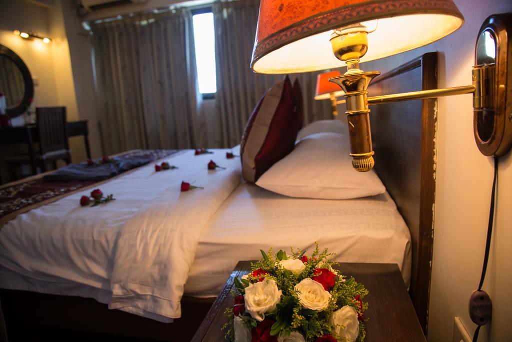 Hotel Rangun Kültér fotó