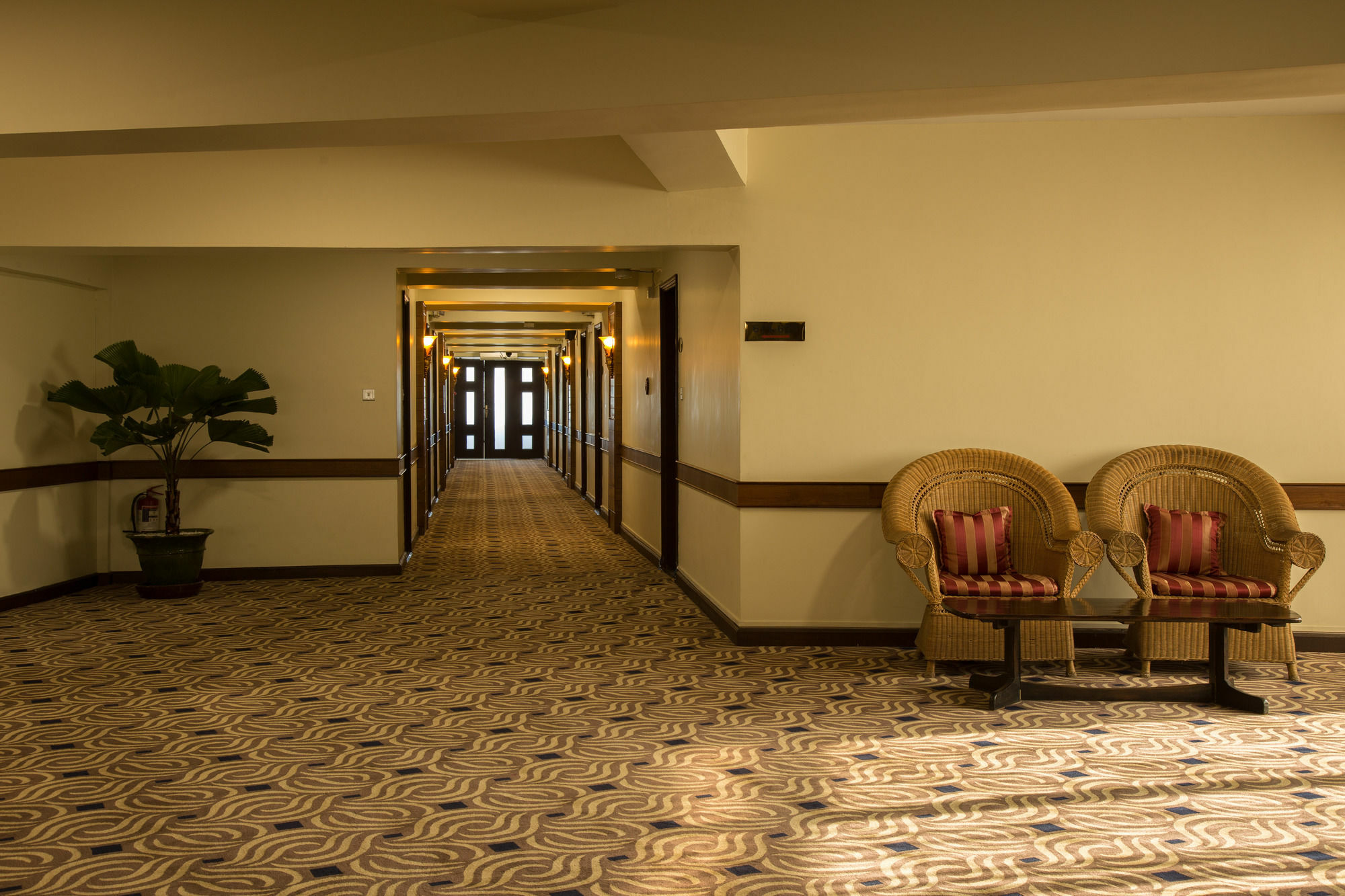 Hotel Rangun Kültér fotó