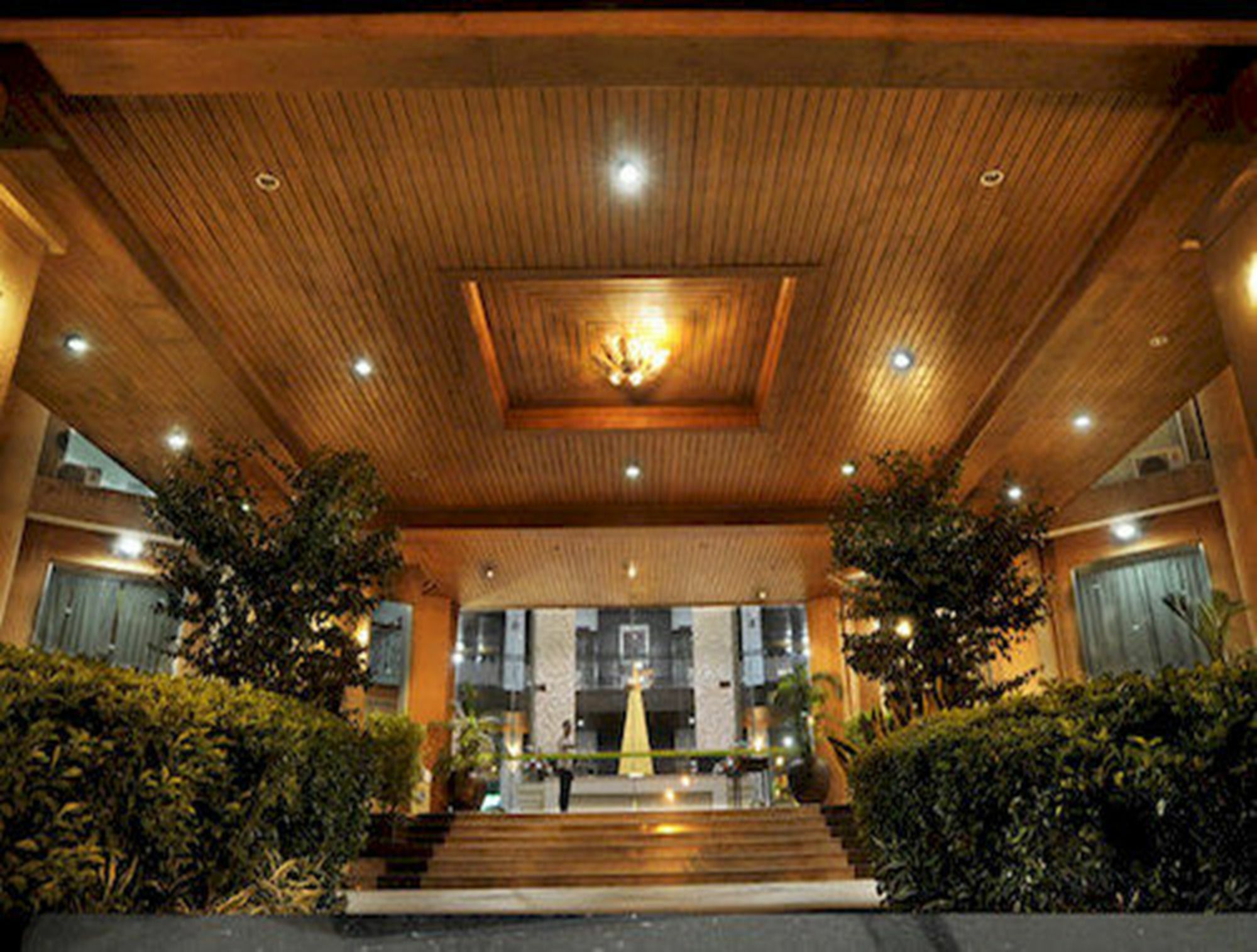 Hotel Rangun Kültér fotó
