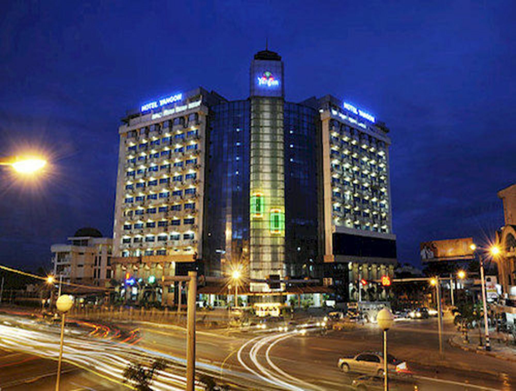 Hotel Rangun Kültér fotó