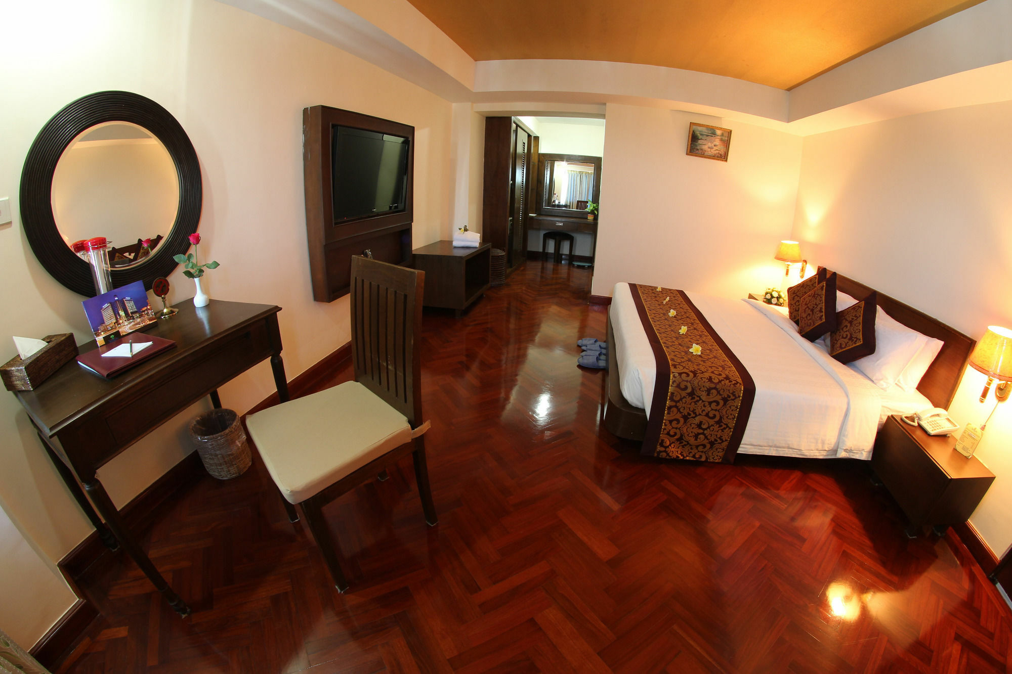 Hotel Rangun Kültér fotó