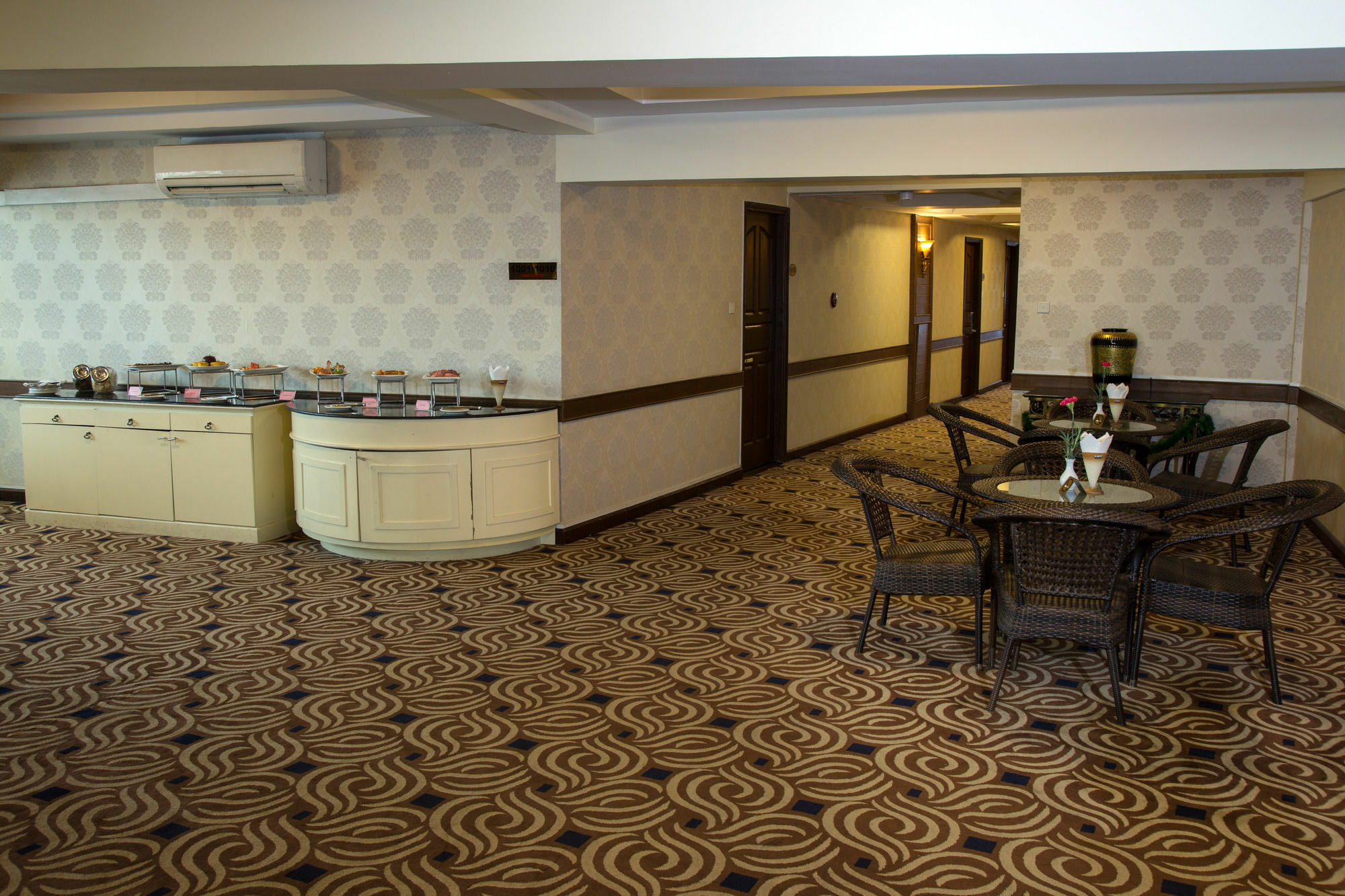 Hotel Rangun Kültér fotó
