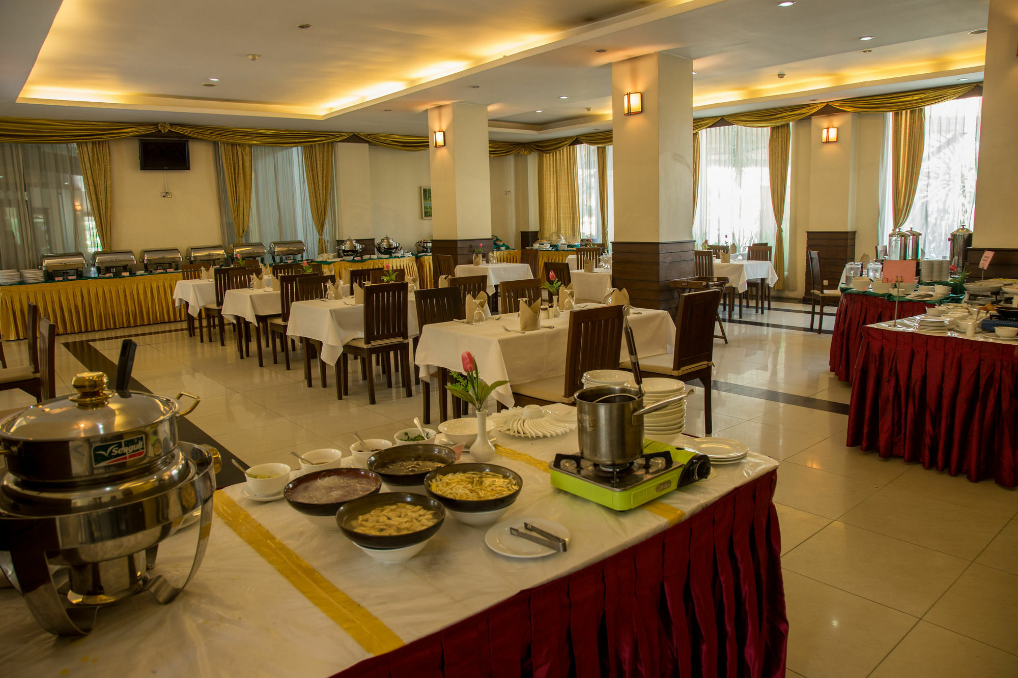 Hotel Rangun Kültér fotó