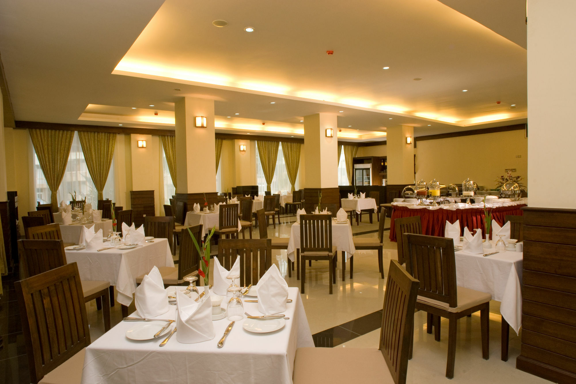 Hotel Rangun Kültér fotó